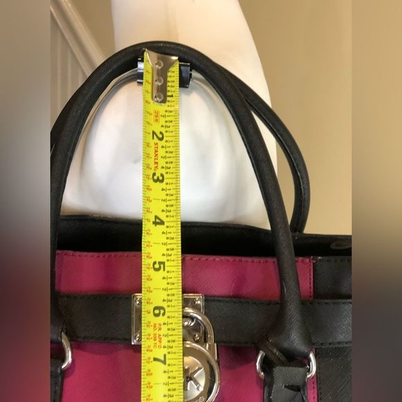 MICHAEL KORS Fuchsia & Black Saffiano Leather Satchel w Silver Chain Crossbody - Picture 6 of 17